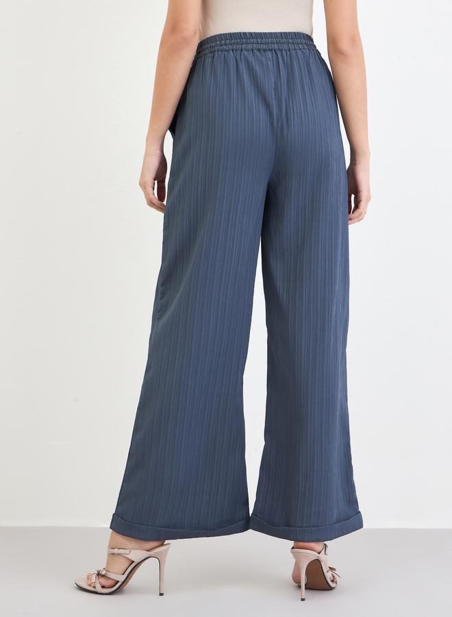 Styli Women Grey Textured Wide Leg Trousers - Image 4